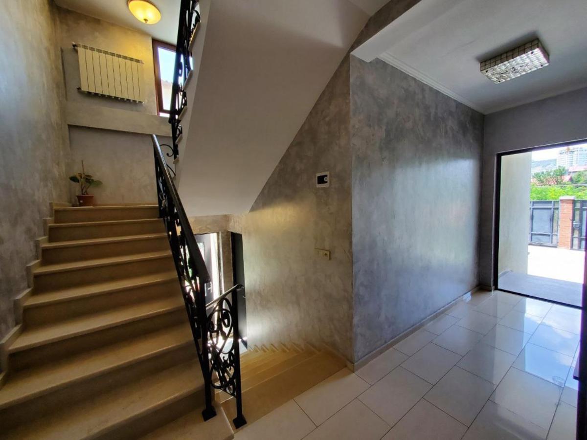 Guesthouse Anna Tbilisi Exterior photo